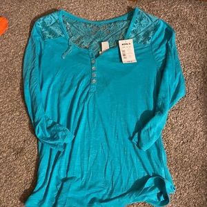 Ladies small turquoise top